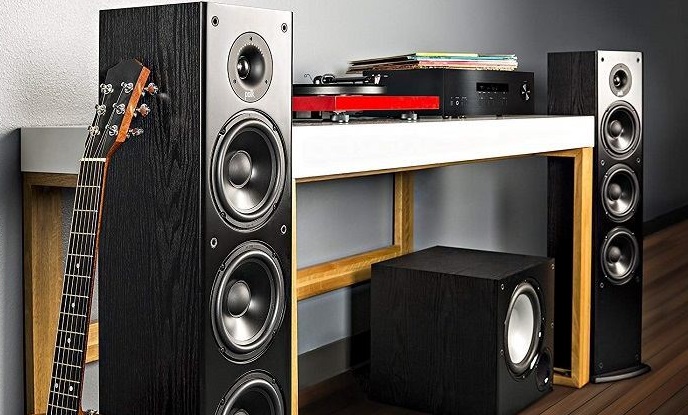 floorstanding speakers