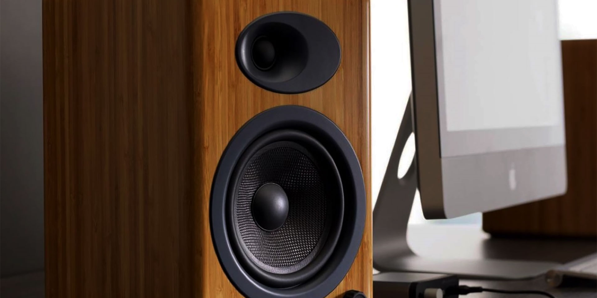 bookshelf speakers box