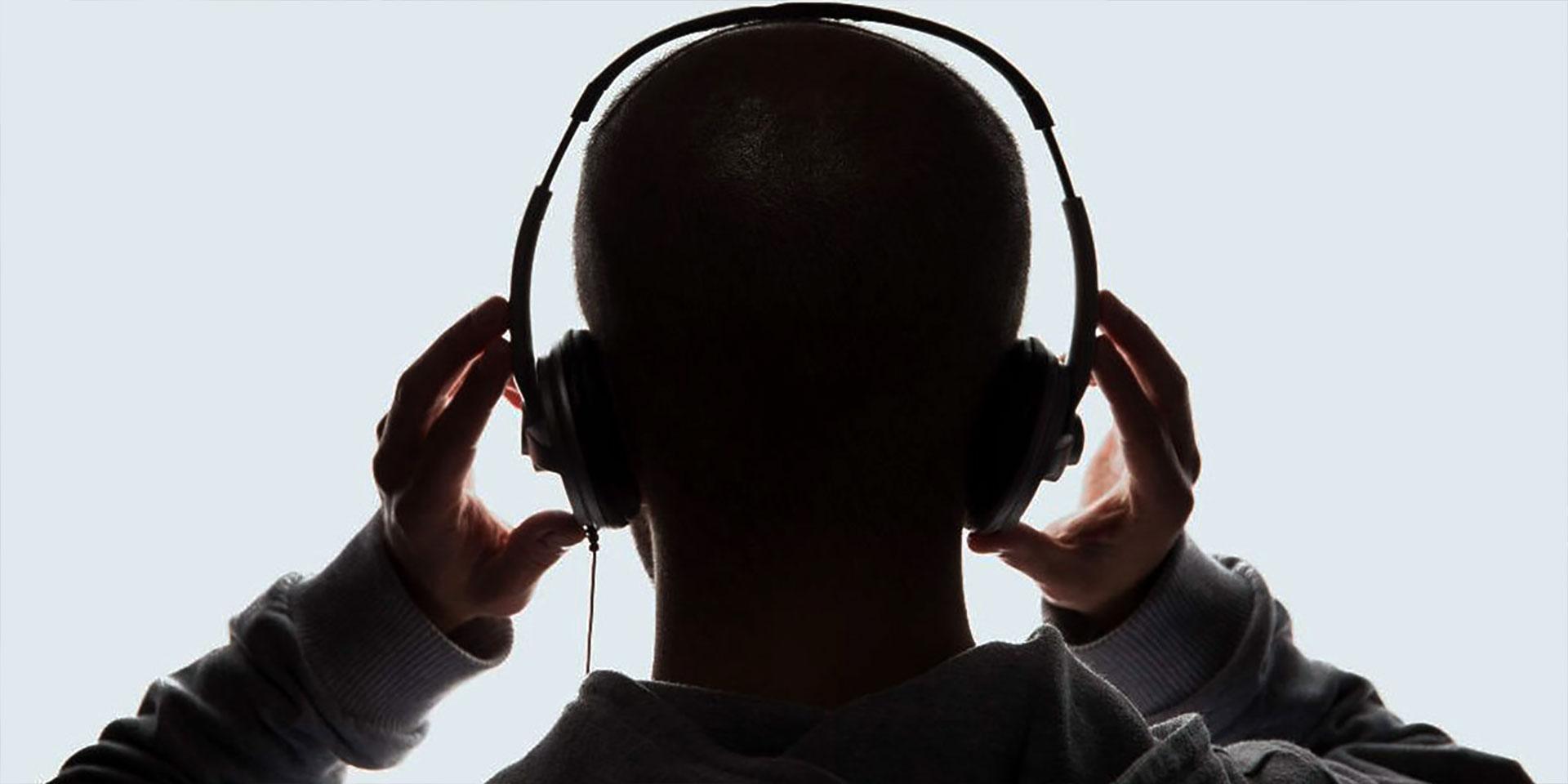 get rid of static in headphones